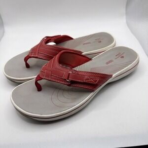 Clarks Cloudsteppers Sandals Womens 9 Red Thong Cushion Soft Comfort